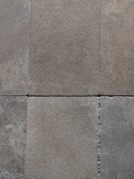 Limestone Egipcio Gem Grey Dark Acid Tumbled